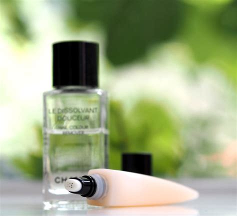 l'huile cleansing oil chanel|chanel l'huile camelia nail treatment.